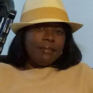 Meet your Posher, Natasha